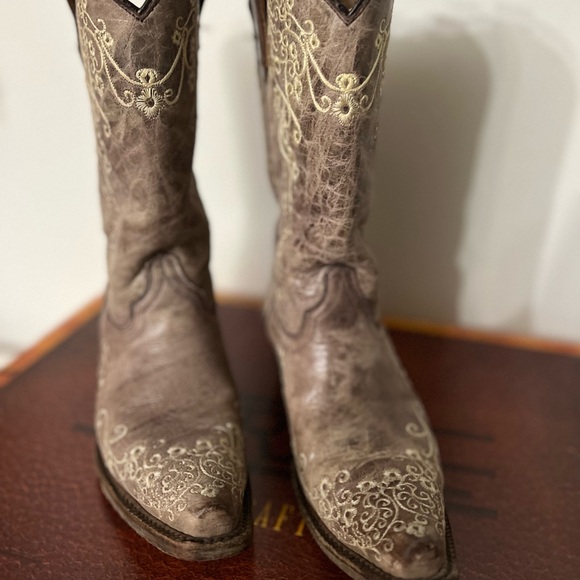Girls Corral Boots - Picture 4 of 5